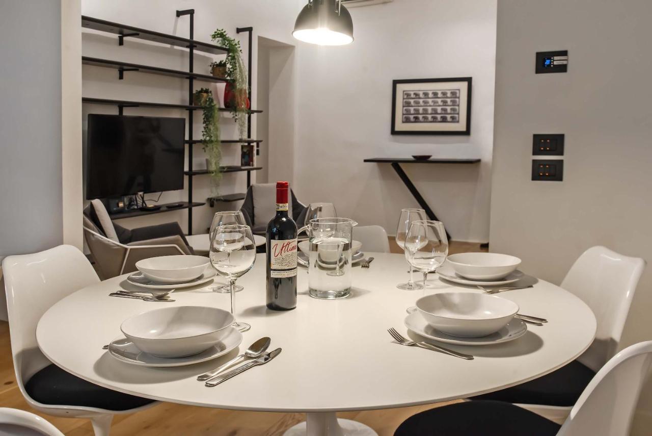 Apartamento The Charm Of Santa Croce Florencia Exterior foto